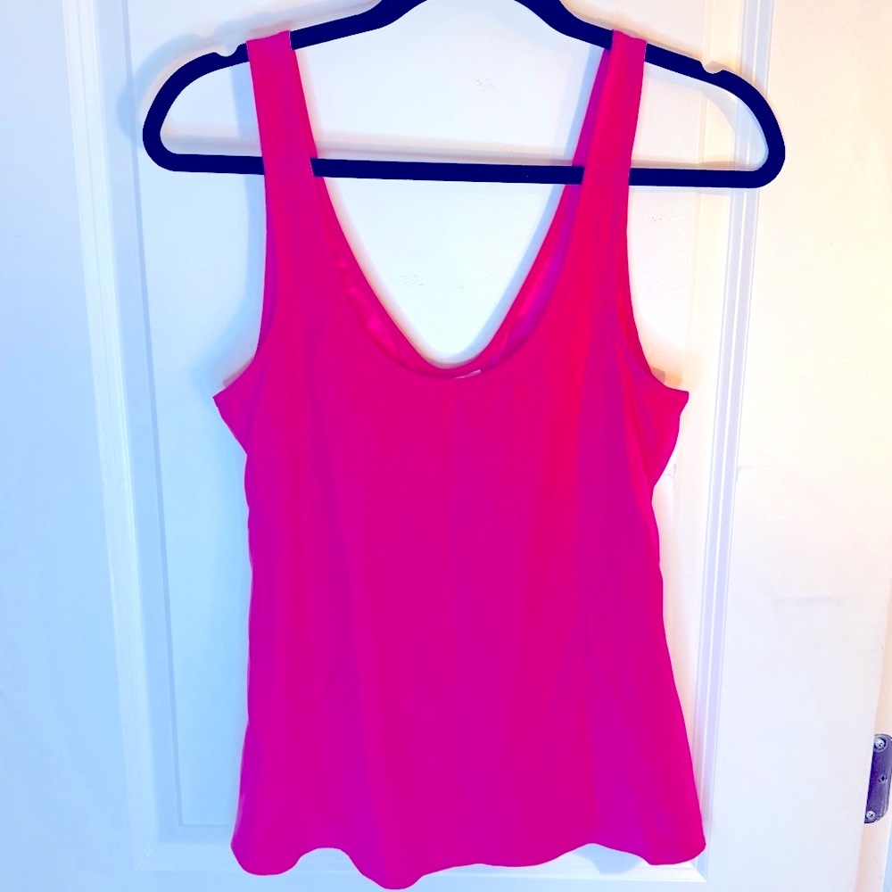 100% Silk Small Pink Parker Fuchsia Top